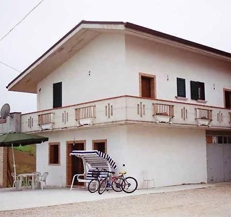 Agriturismo Il Vecchio Carro Campli Eksteriør billede