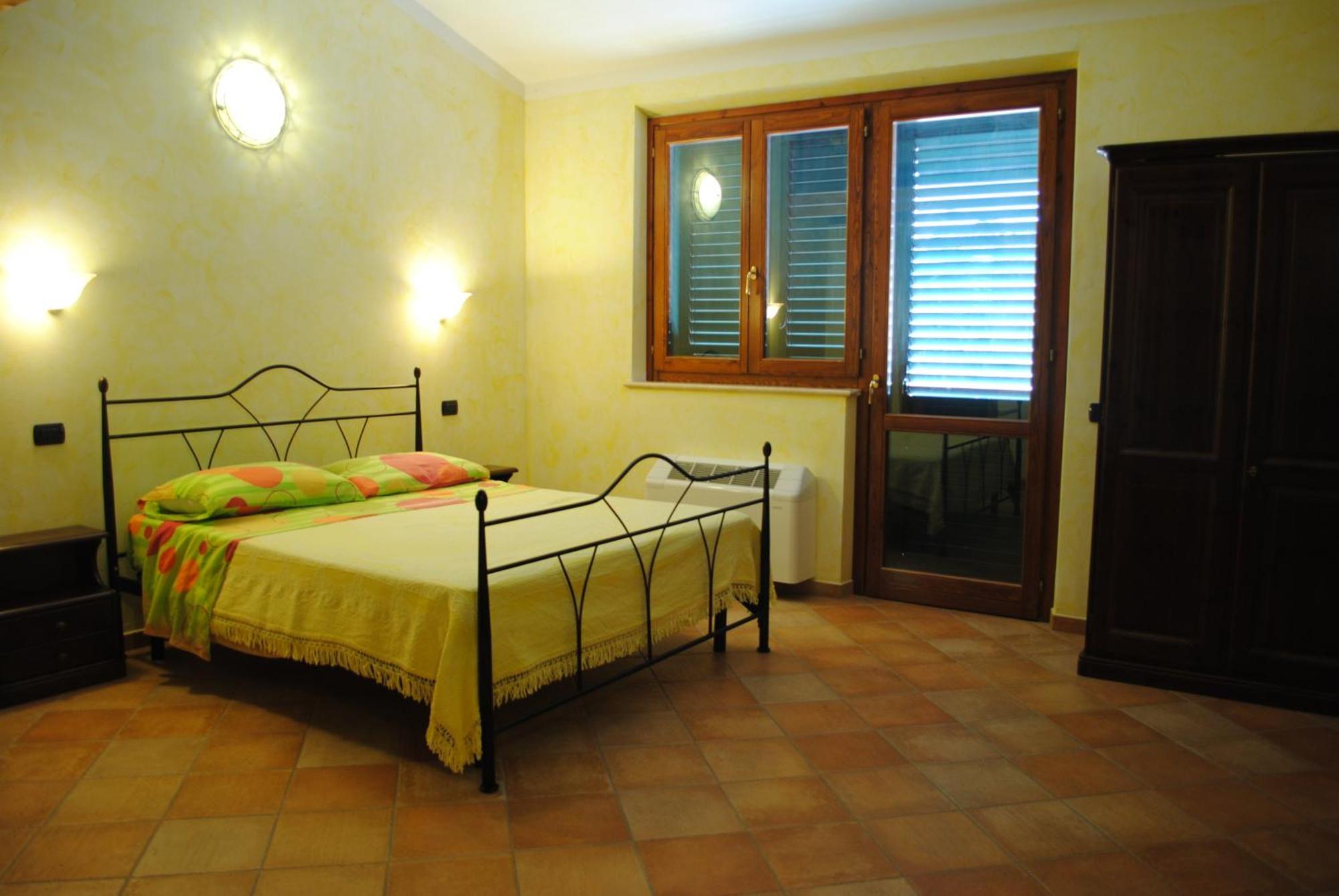 Agriturismo Il Vecchio Carro Campli Eksteriør billede